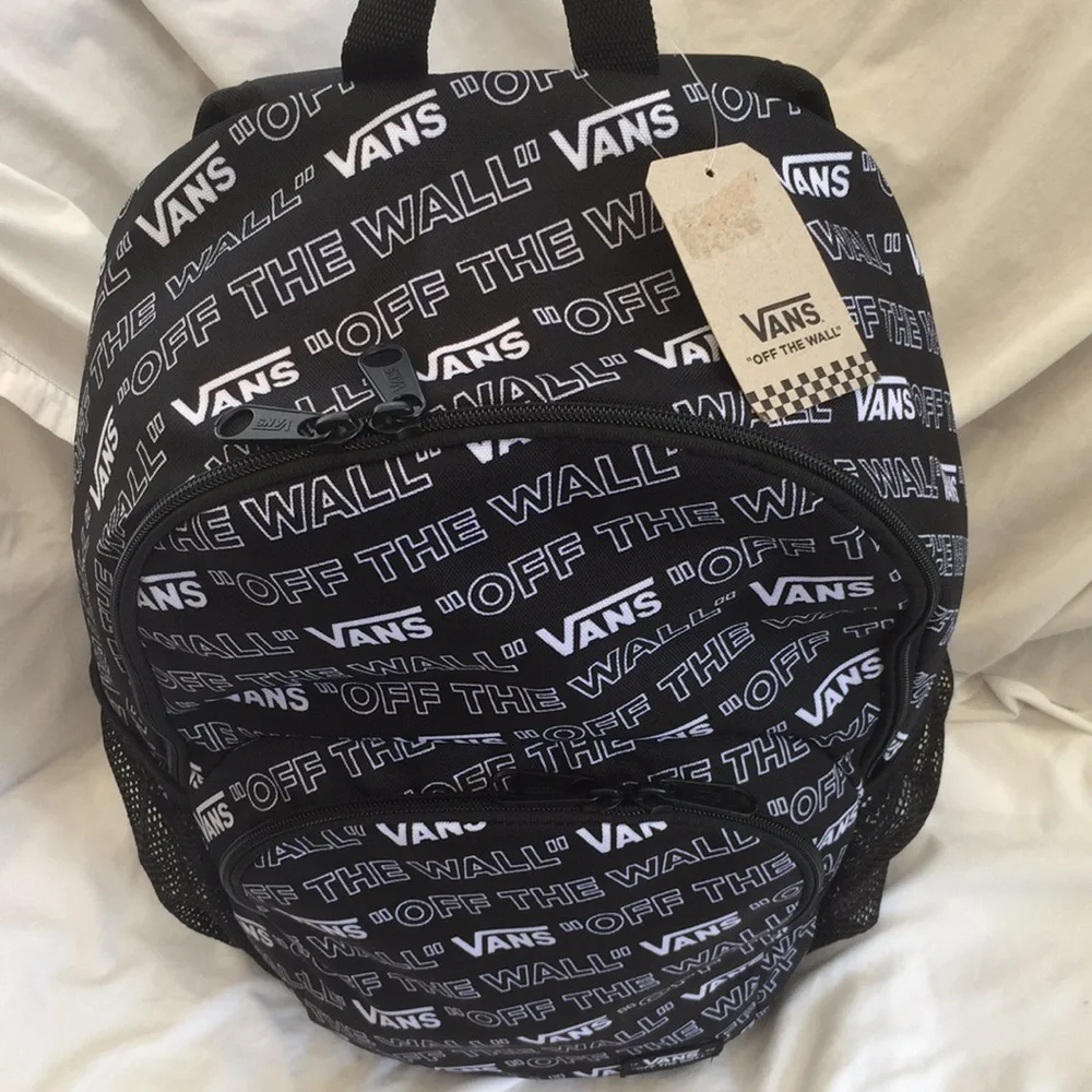 VANS OFF THE WALL LOGO UNISEX STUDENT BACKPACK
